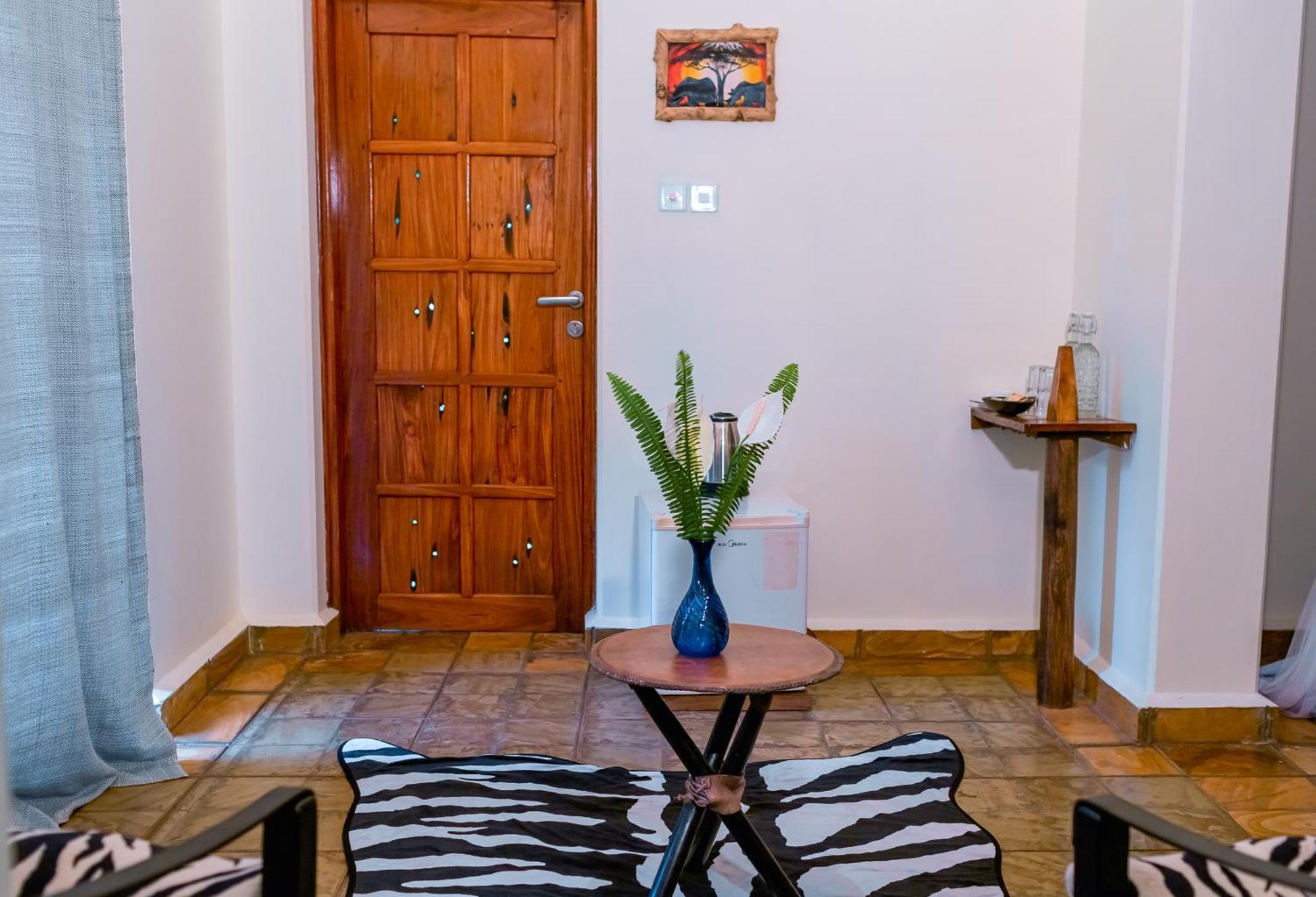 Weru Weru River Lodge Moshi Ngoại thất bức ảnh