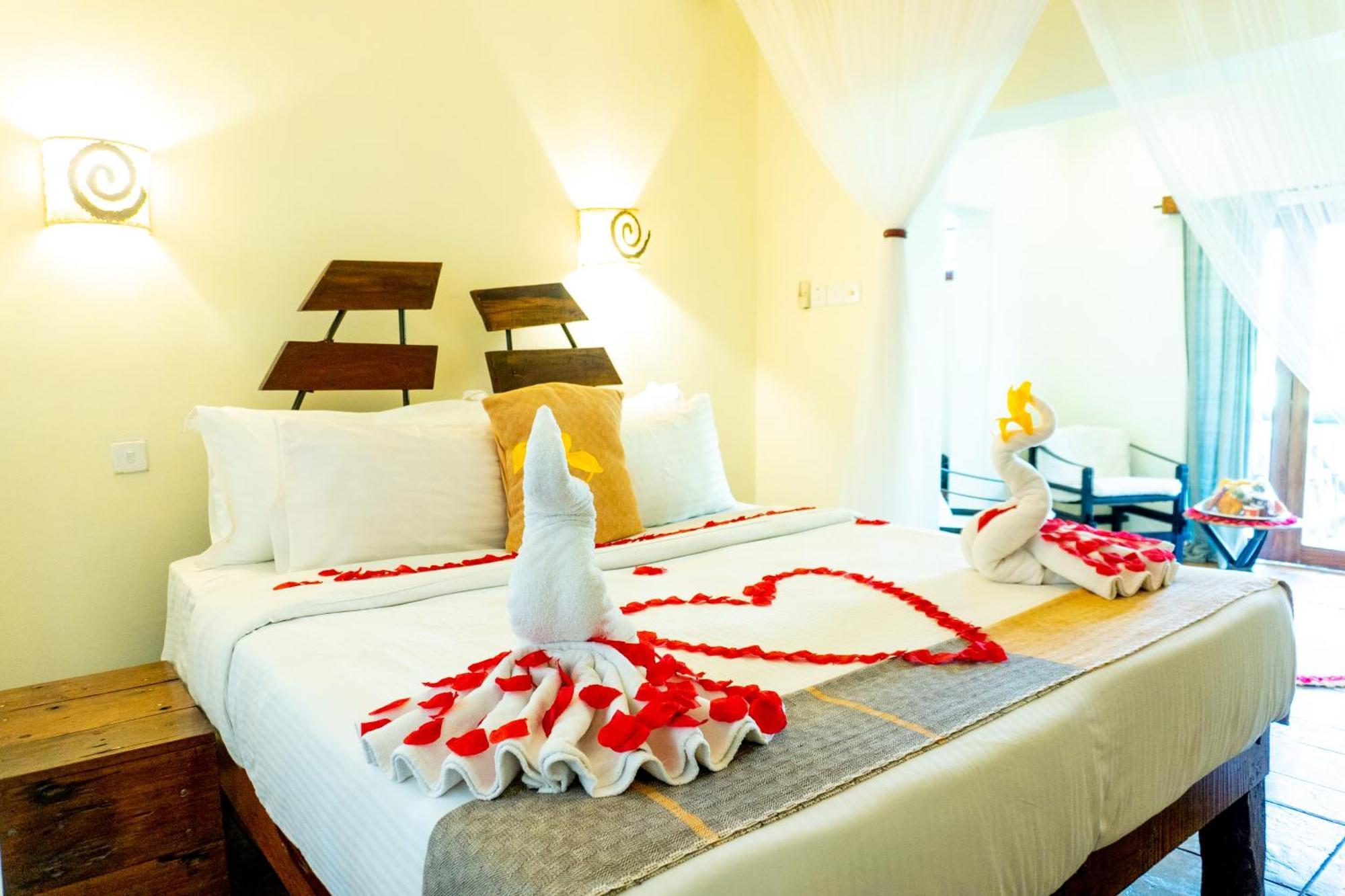 Weru Weru River Lodge Moshi Ngoại thất bức ảnh