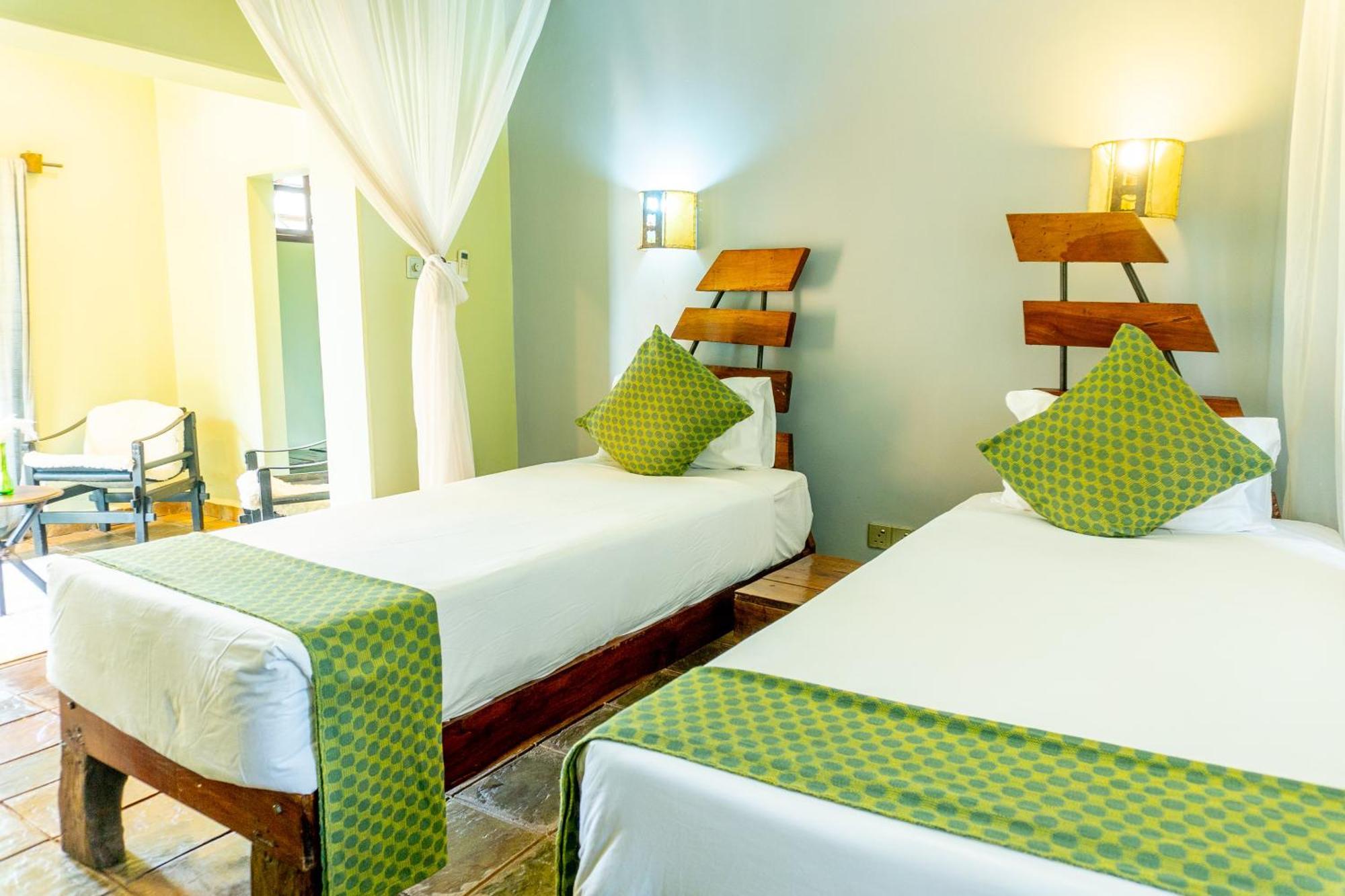 Weru Weru River Lodge Moshi Ngoại thất bức ảnh